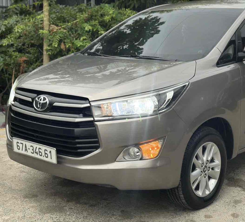 Toyota Innova 2.0E 2019 - ảnh 3
