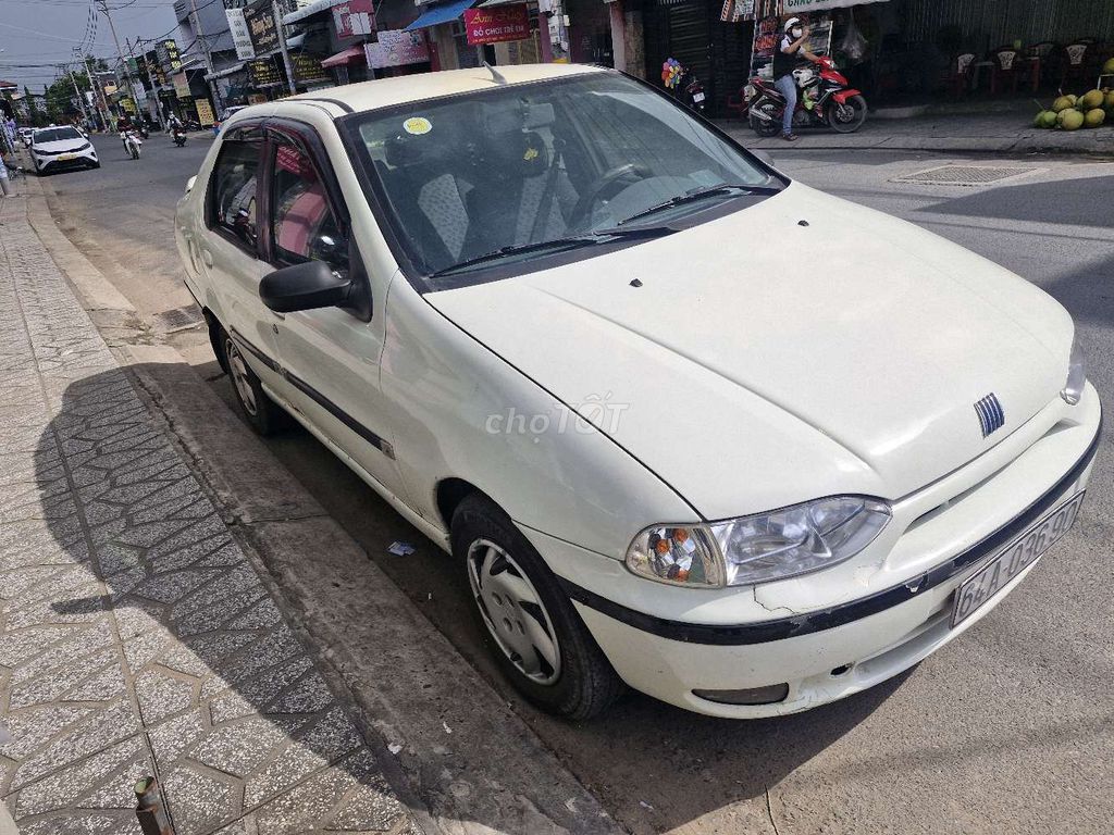 Fiat Siena - ảnh 1