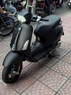 Piaggio Vespa 2022 - ảnh 1