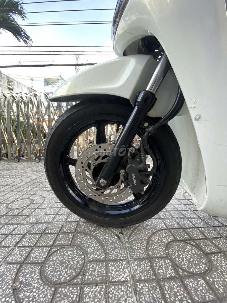 Honda SH 2012 - ảnh 4