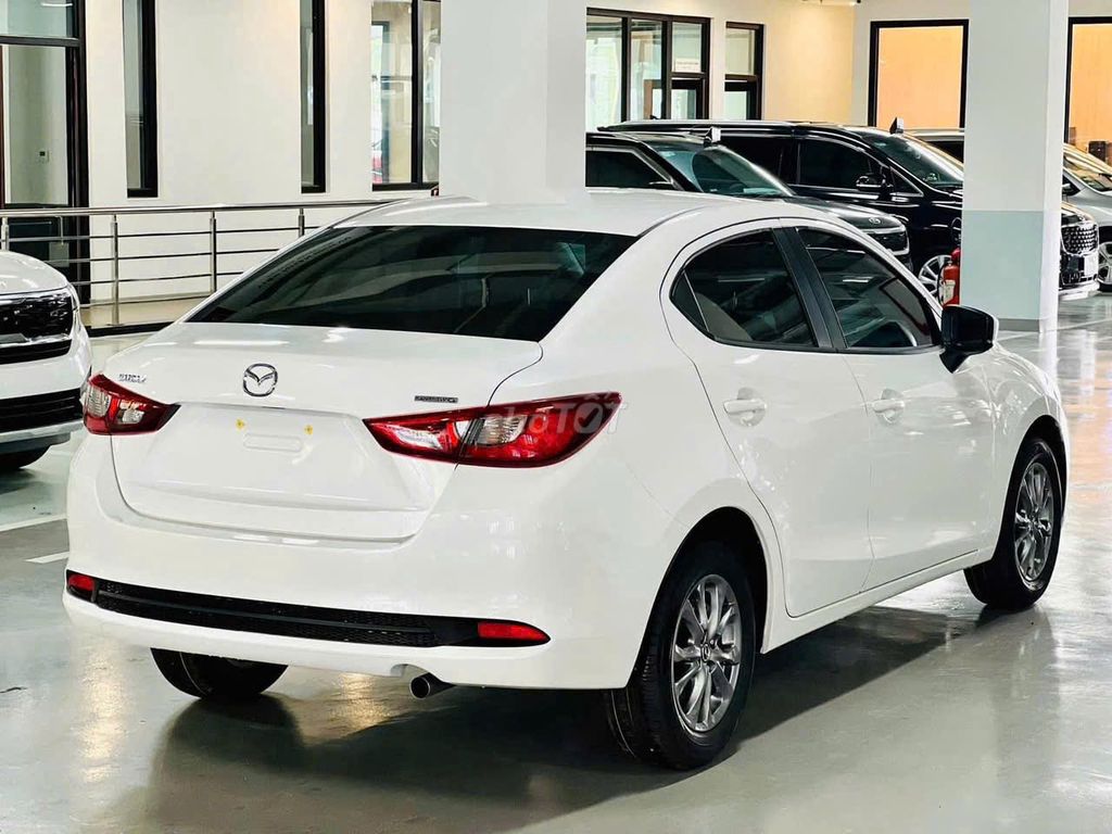Mazda 2 2026 - ảnh 3