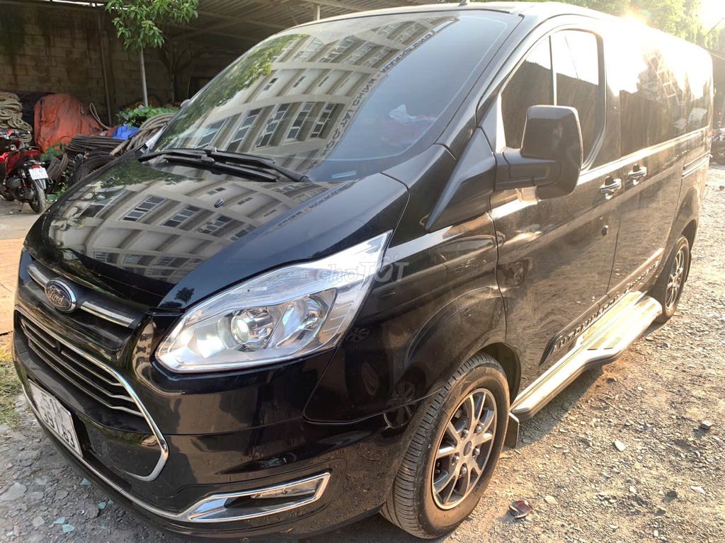 Ford Tourneo 2020 - ảnh 1