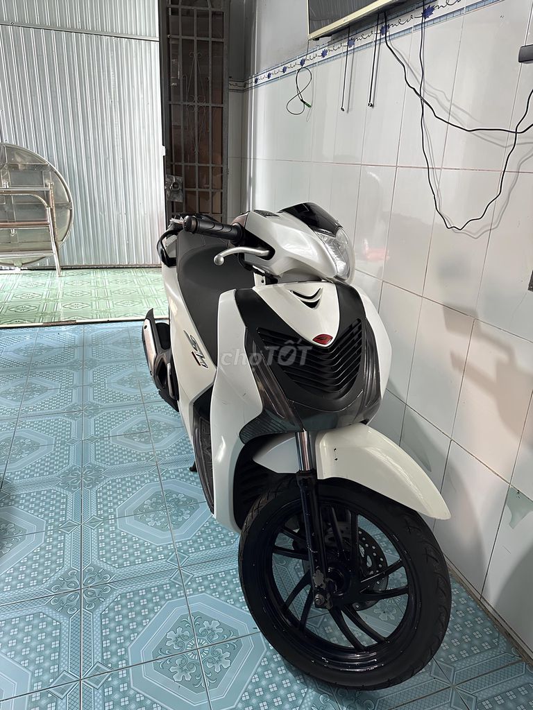 Honda SH 2014 - ảnh 1