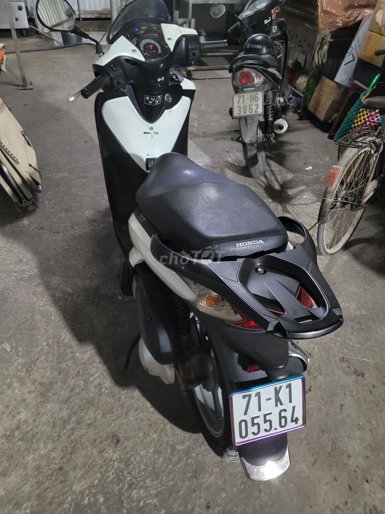 Honda SH 2011 - ảnh 4