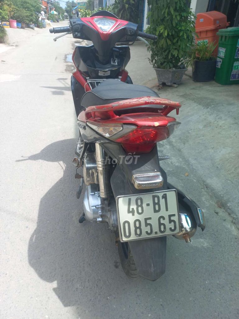 Honda Air Blade 2012 - ảnh 4