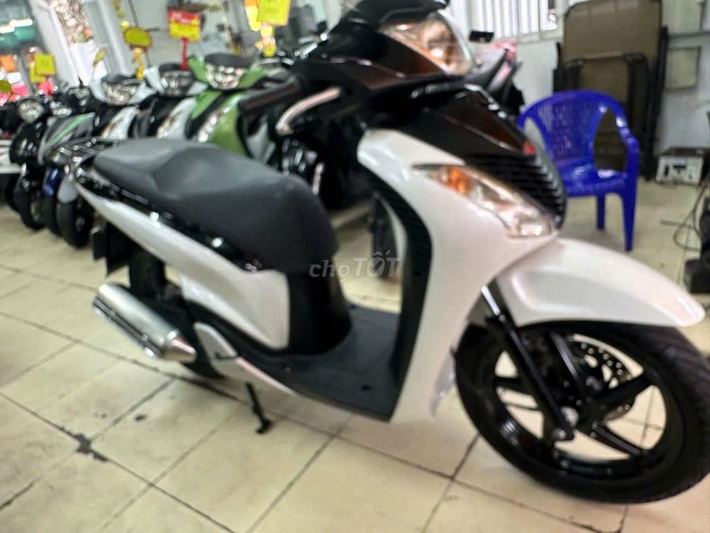 Honda SH 2010 - ảnh 2