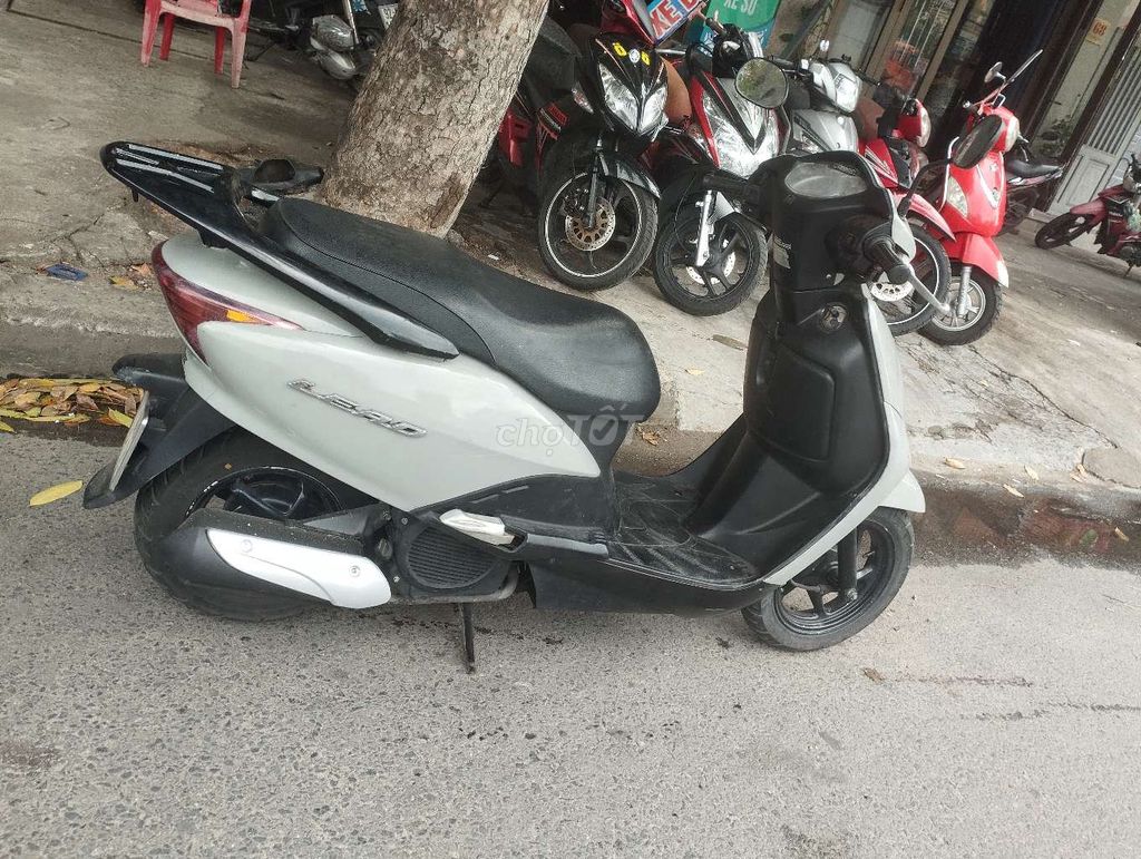 Honda Lead 2011 - ảnh 2