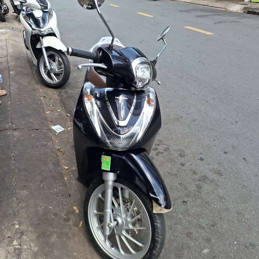 Honda SH Mode 2022 - ảnh 1