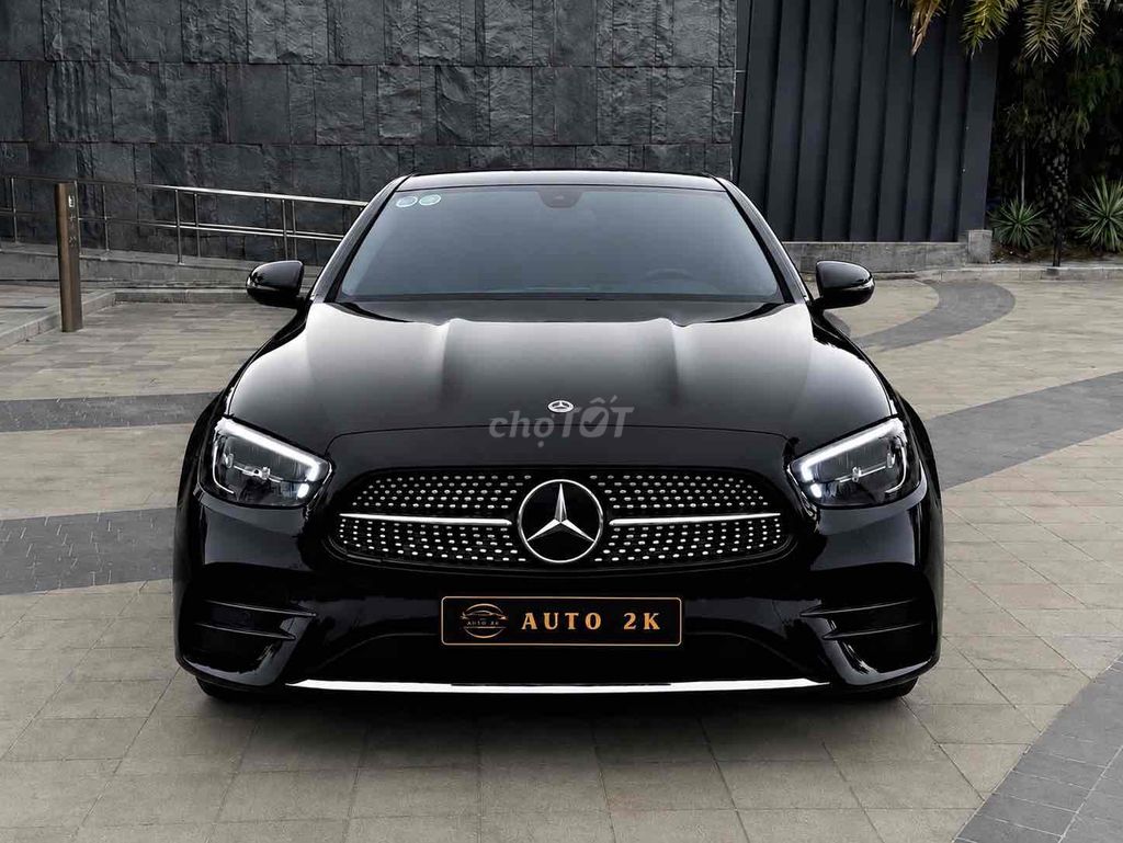Mercedes-Benz 2021 - ảnh 1
