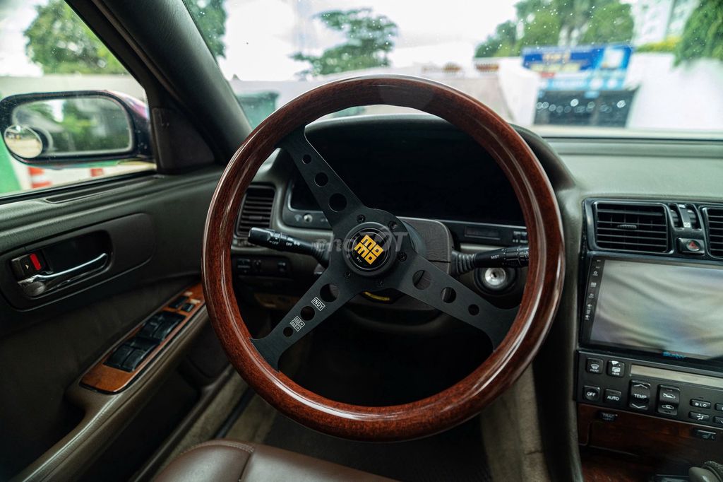 Lexus LS 1991 - ảnh 4