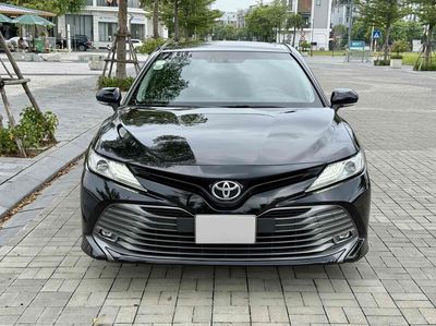 Toyota Camry 2.5Q 2020 - ảnh 1