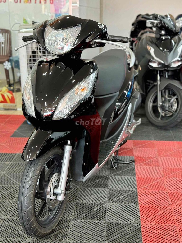 Honda 2012 - ảnh 1