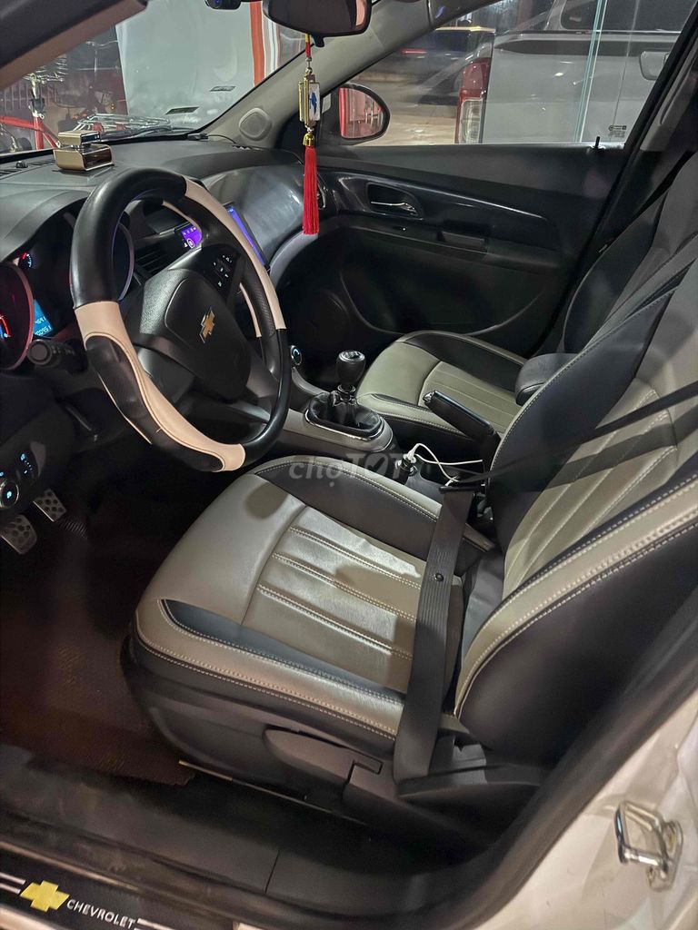 Chevrolet Cruze 2017 - ảnh 2