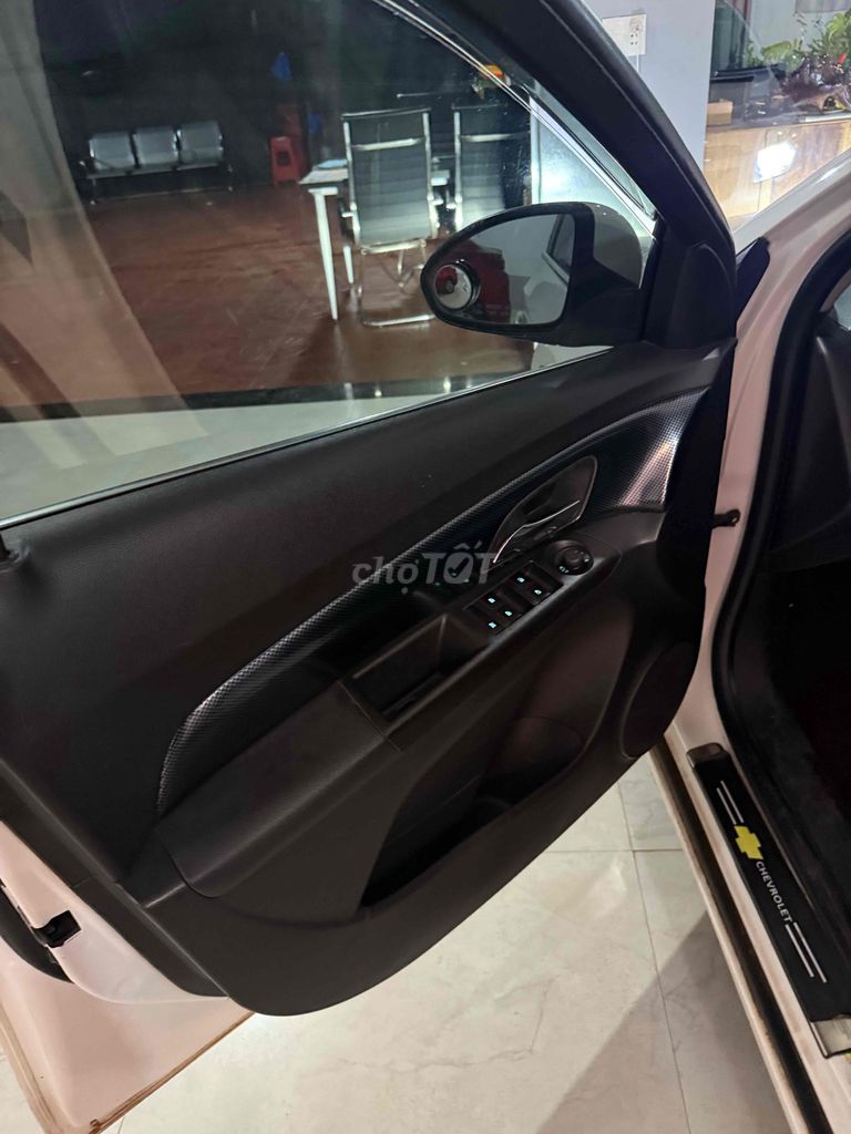 Chevrolet Cruze 2017 - ảnh 4