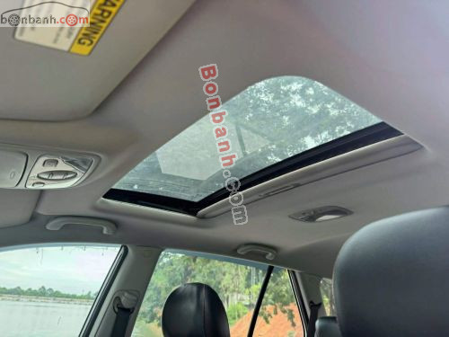 Kia Carens 2010 - ảnh 5