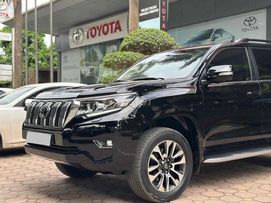 Toyota Land Cruiser Prado 2022 - ảnh 2
