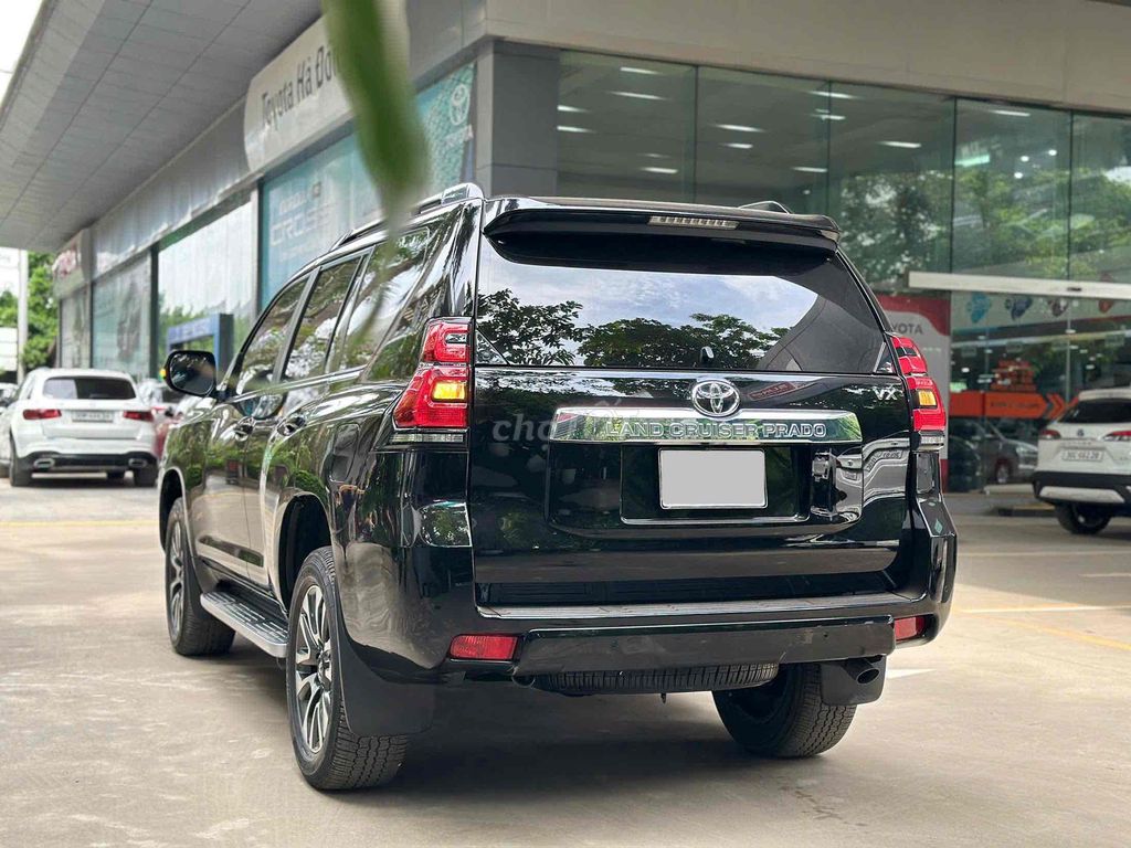 Toyota Land Cruiser Prado 2022 - ảnh 3