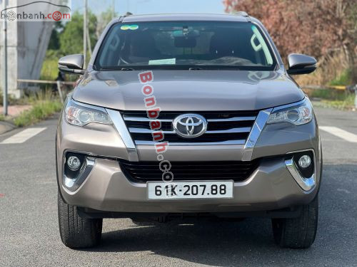 Toyota Fortuner 2.4G 4x2 AT 2019 - ảnh 2