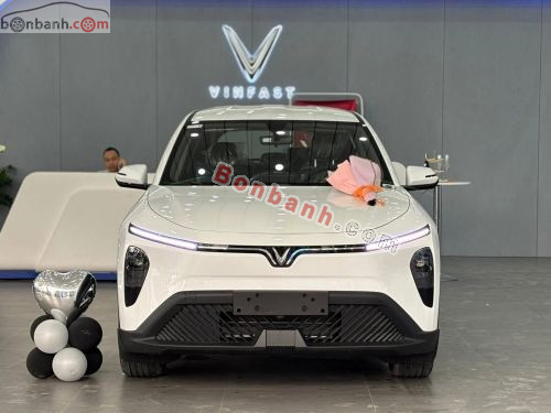 VinFast Limo Green AT 2026 - ảnh 1