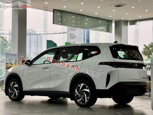VinFast Limo Green AT 2026 - ảnh 3