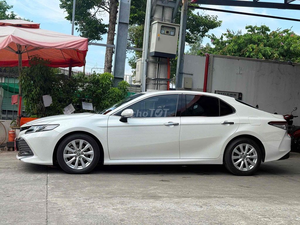 Toyota Camry 2.0G 2021 - ảnh 1