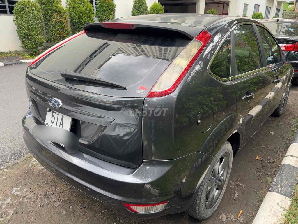 Ford Focus 2011 - ảnh 2