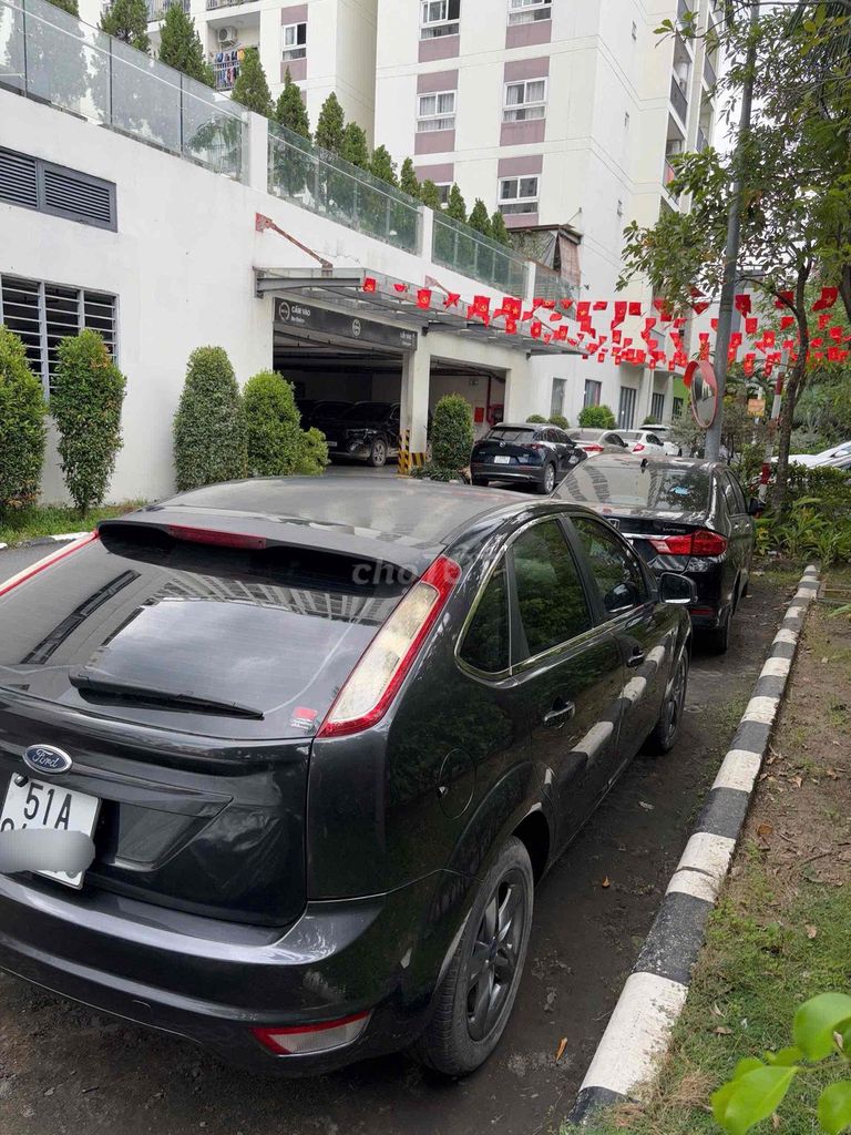 Ford Focus 2011 - ảnh 4