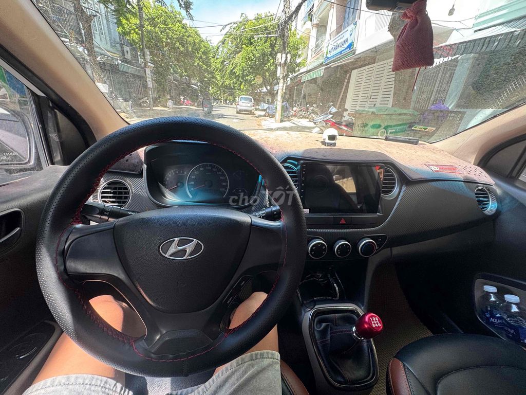 Hyundai Grand i10 - ảnh 2