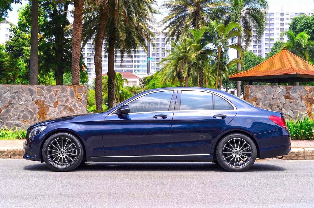 Mercedes-Benz 2018 - ảnh 3