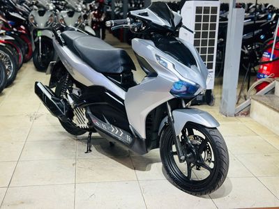 XE M 2021 - ảnh 1