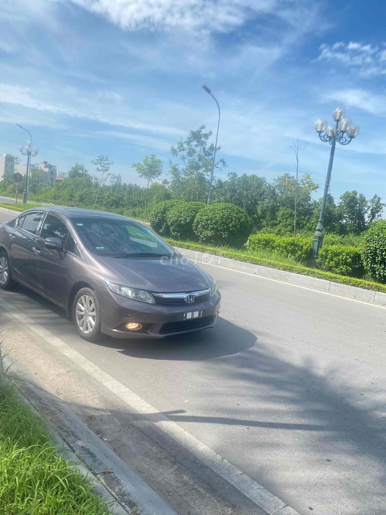Honda Civic 2012 - ảnh 3