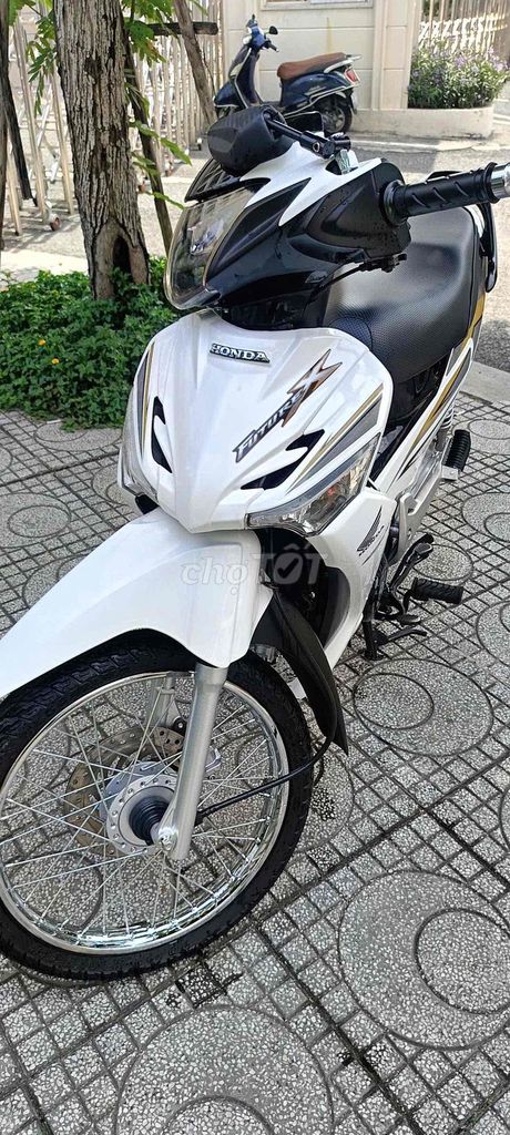 Honda Future 2011 - ảnh 3