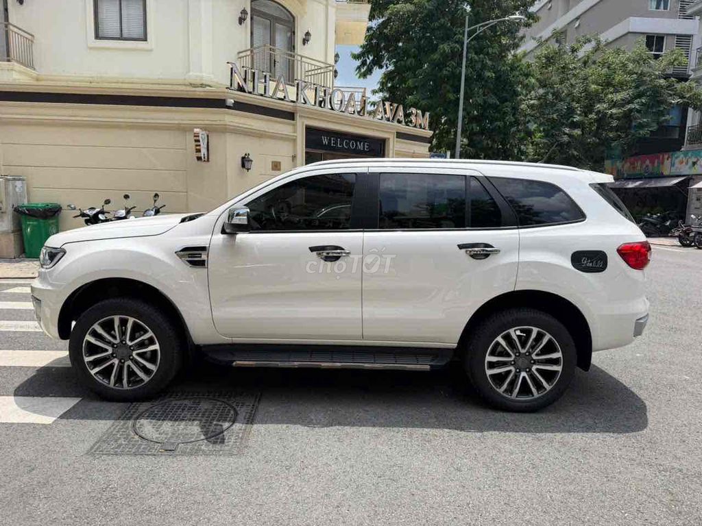 Ford Everest 2022 - ảnh 4