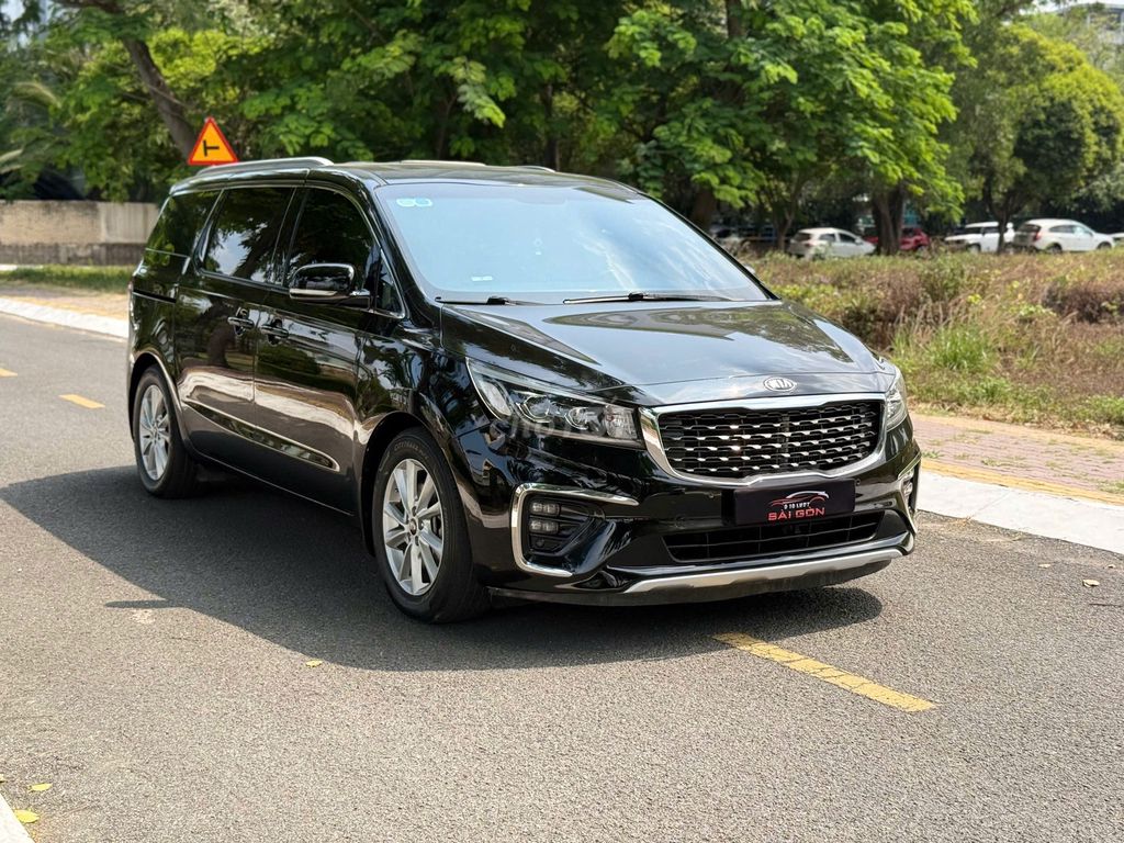 Kia Sedona 2018 - ảnh 2