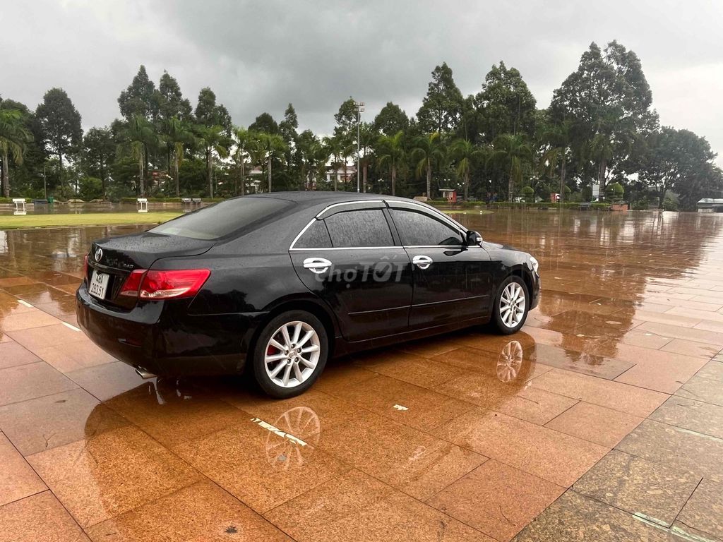 Toyota Camry 2.4G - ảnh 3