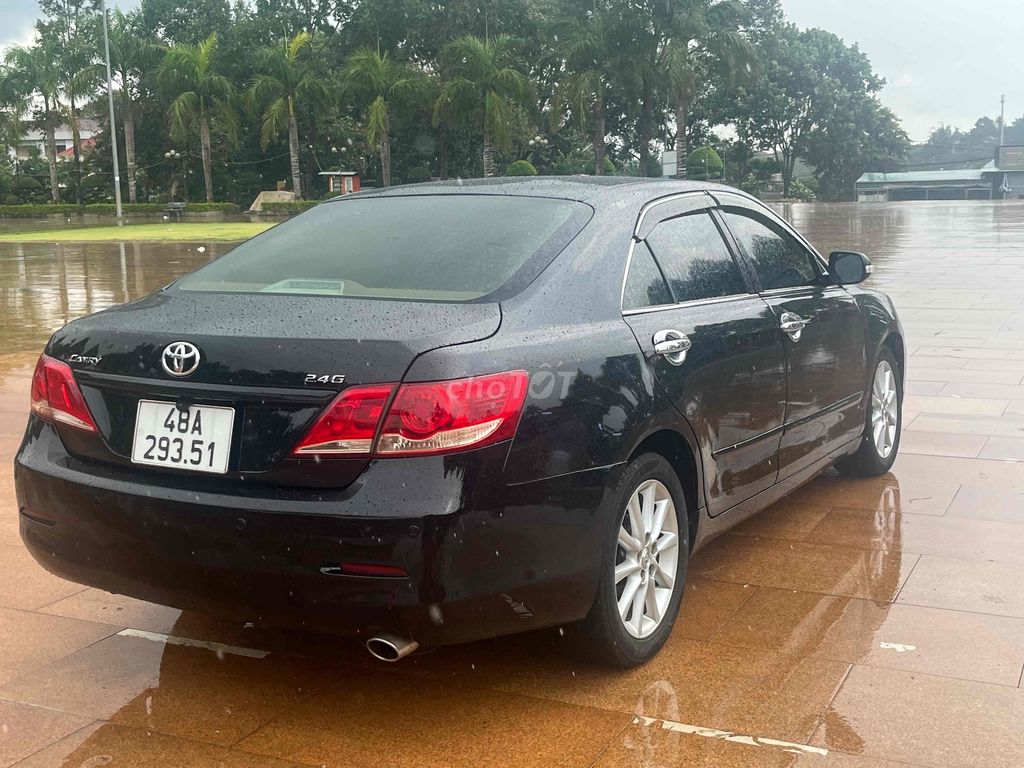 Toyota Camry 2.4G - ảnh 4