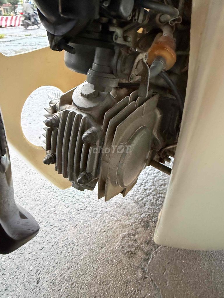 Honda Dream 1994 - ảnh 3