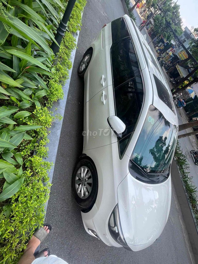 Kia Sedona 2015 - ảnh 1