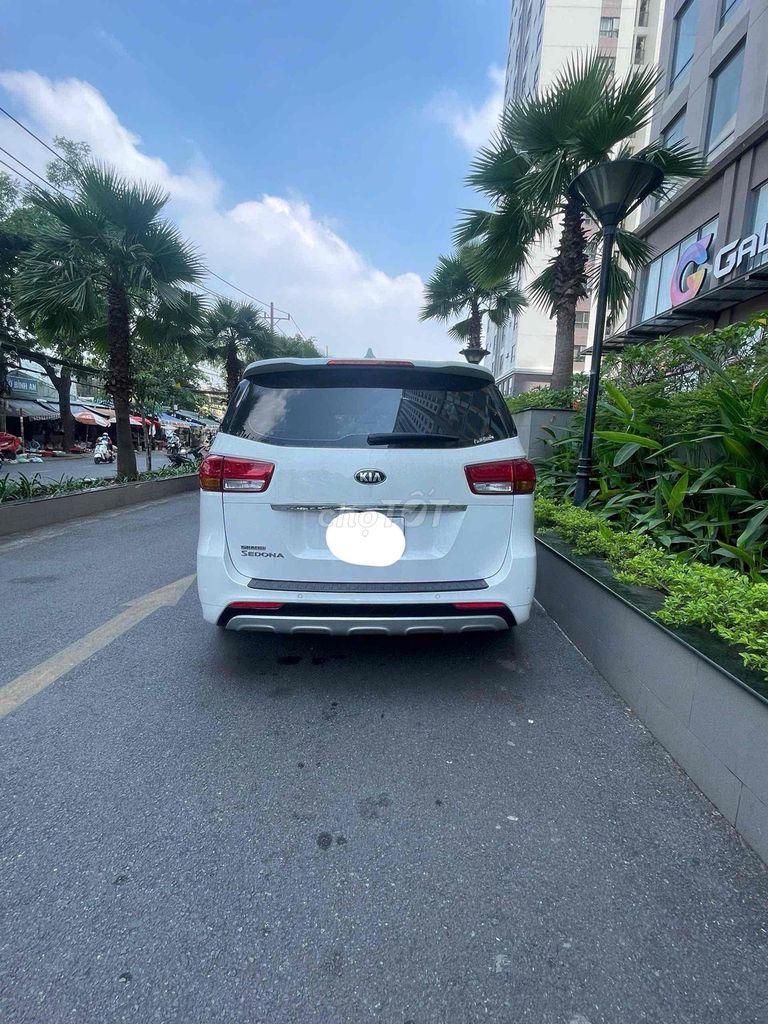 Kia Sedona 2015 - ảnh 5