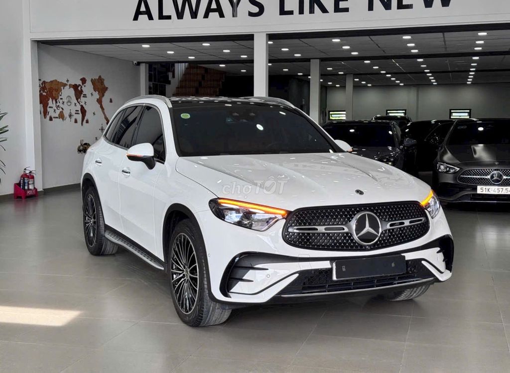 Mercedes-Benz 2026 - ảnh 1