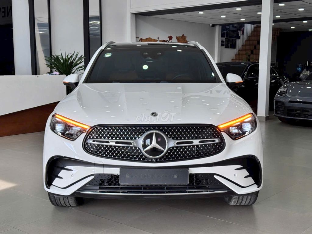 Mercedes-Benz 2026 - ảnh 2