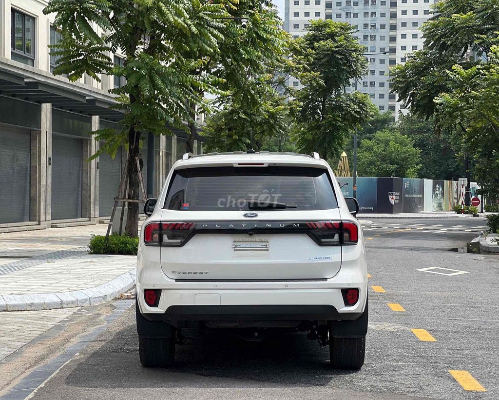 Ford Everest - ảnh 5