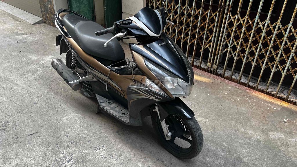 Honda Air Blade 2012 - ảnh 5