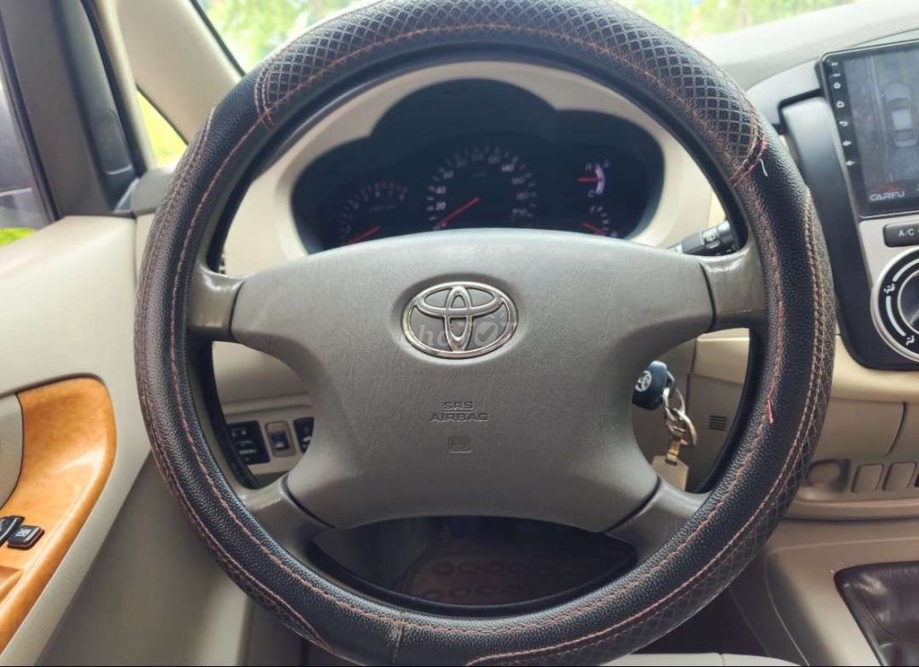 Toyota Innova G - ảnh 4