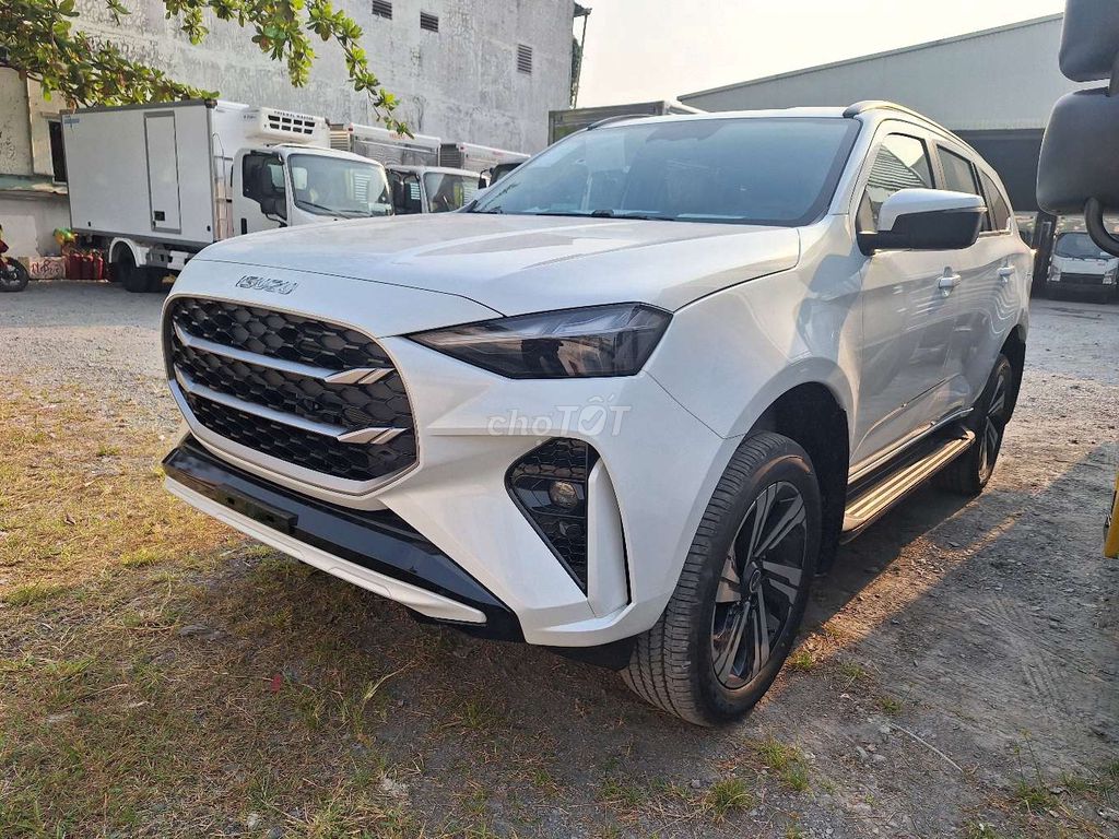 Isuzu - ảnh 1