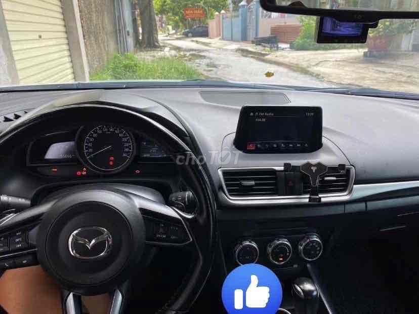 Mazda Mazda3 2018 - ảnh 1