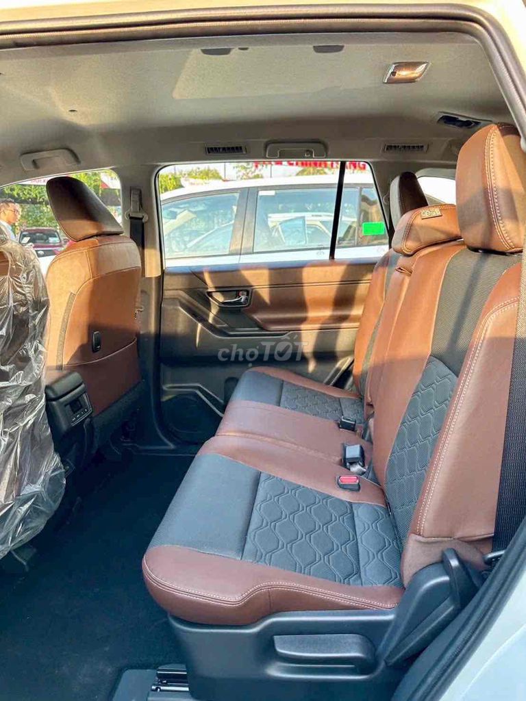 Toyota Innova Cross 2026 - ảnh 4