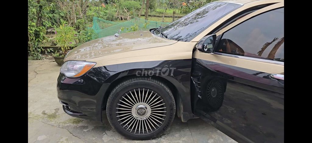 Chrysler 2012 - ảnh 1
