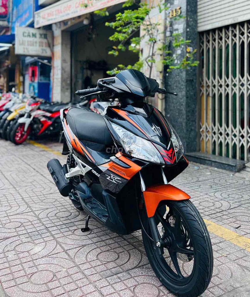 Air Blade 2011 - ảnh 2
