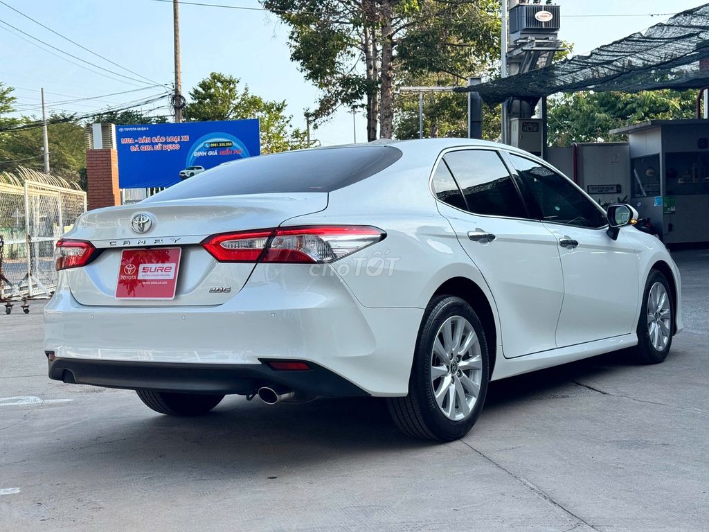 Toyota Camry 2.0E 2021 - ảnh 3